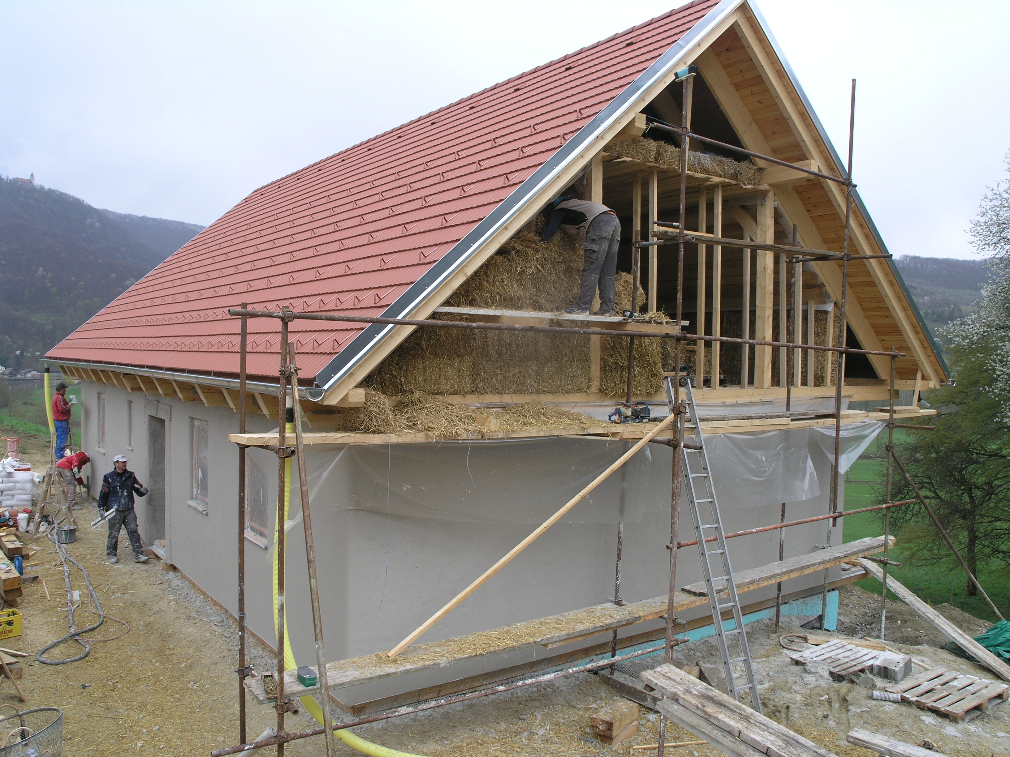 Panelna gradnja s slamnatimi balami 3